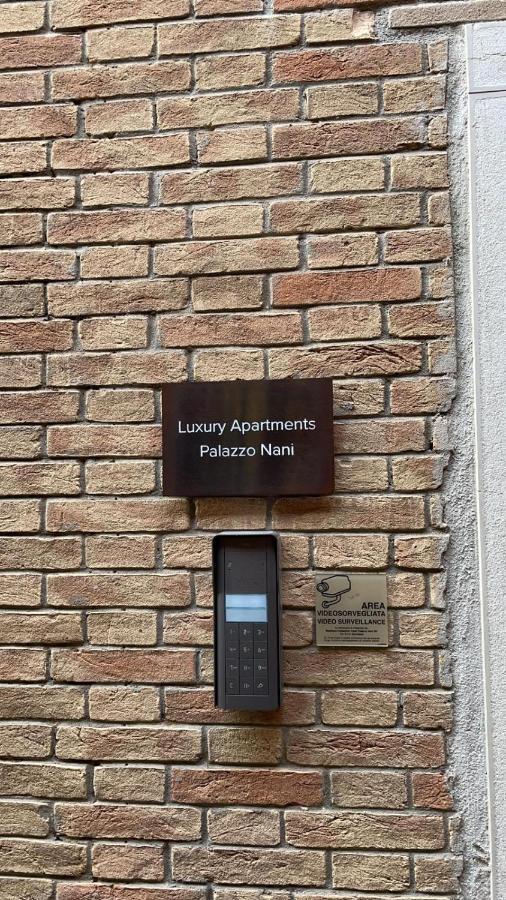 Luxury Apartments Palazzo Nani Venice Luaran gambar